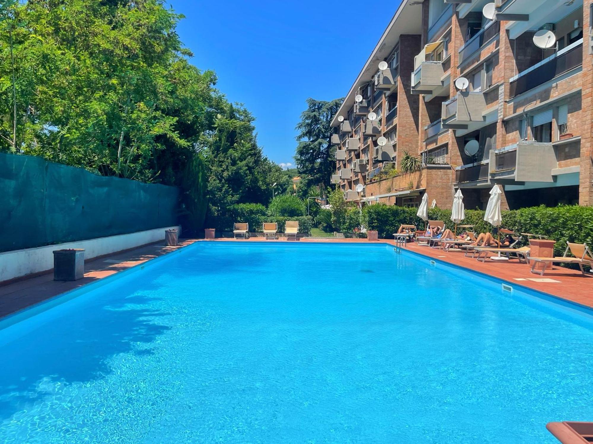 Modern Apartment 10 Min Vatican Parking&Pool Roma Ngoại thất bức ảnh